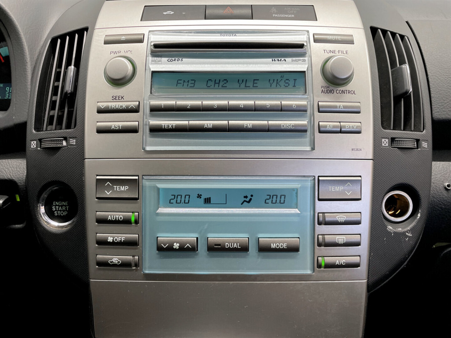 TOYOTA Corolla Verso 2008