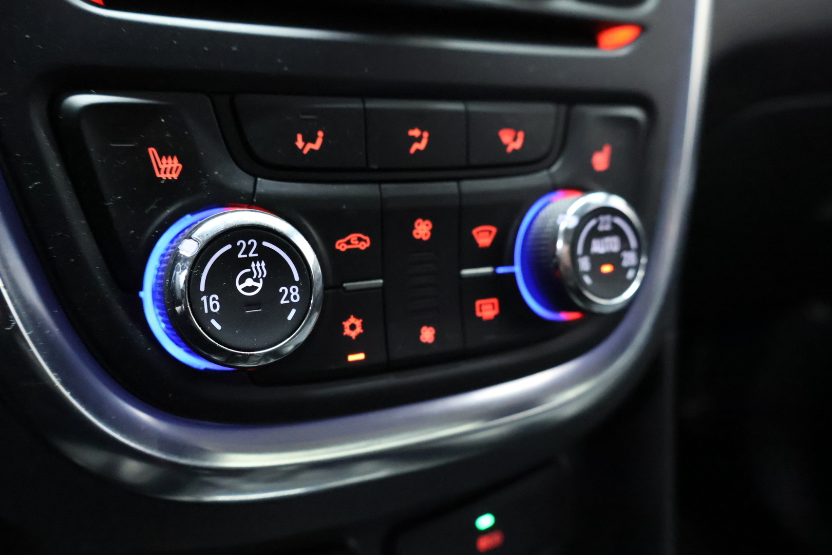 OPEL Mokka 2014