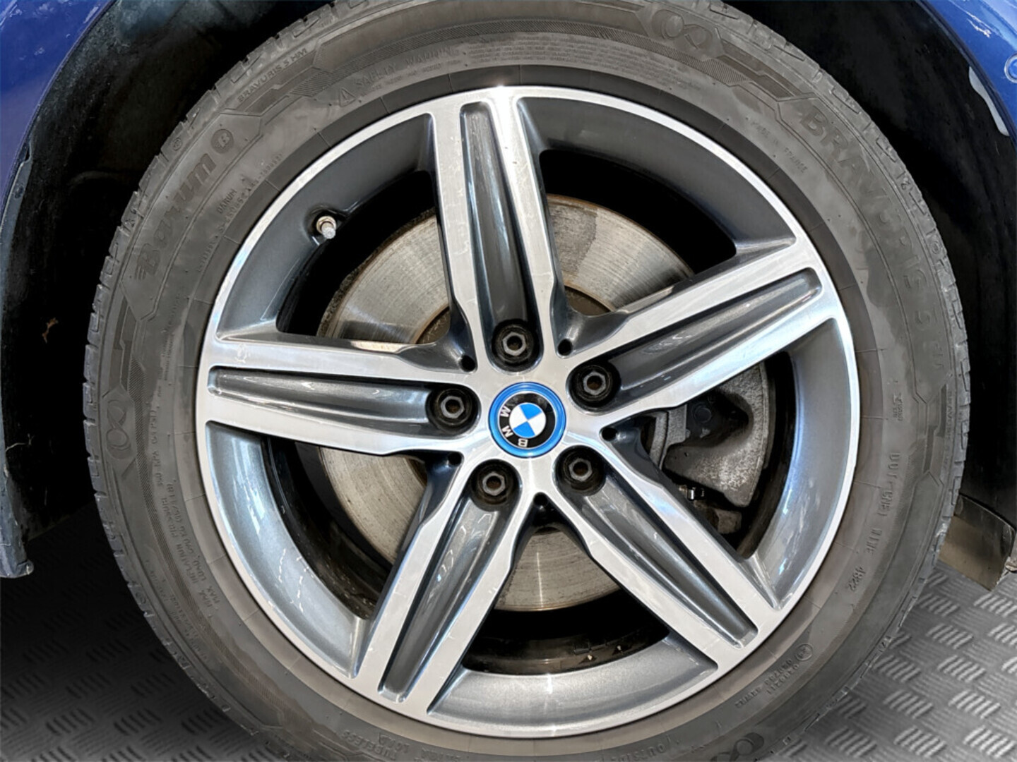 BMW 225 2017