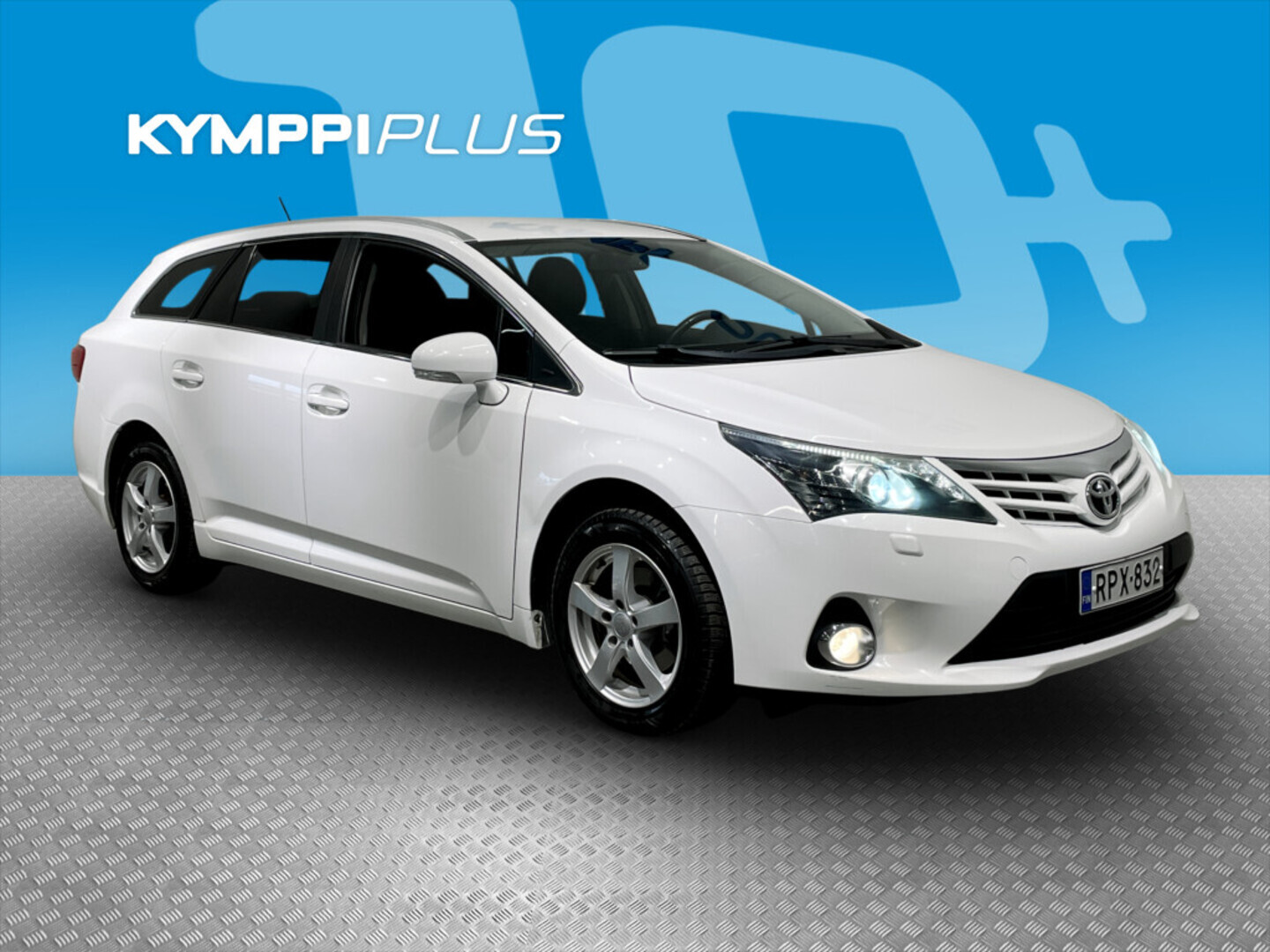 TOYOTA Avensis 2013