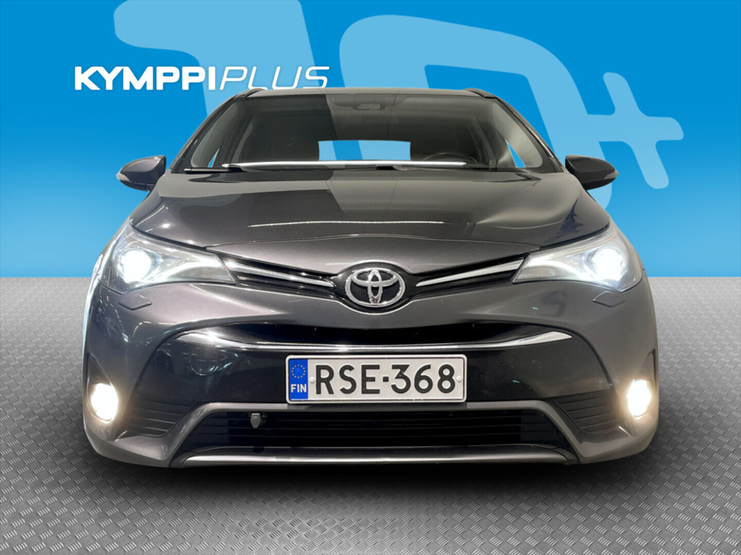 TOYOTA Avensis 2015