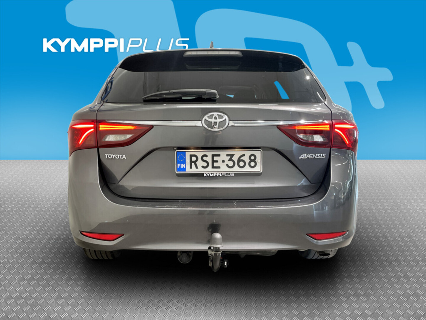 TOYOTA Avensis 2015
