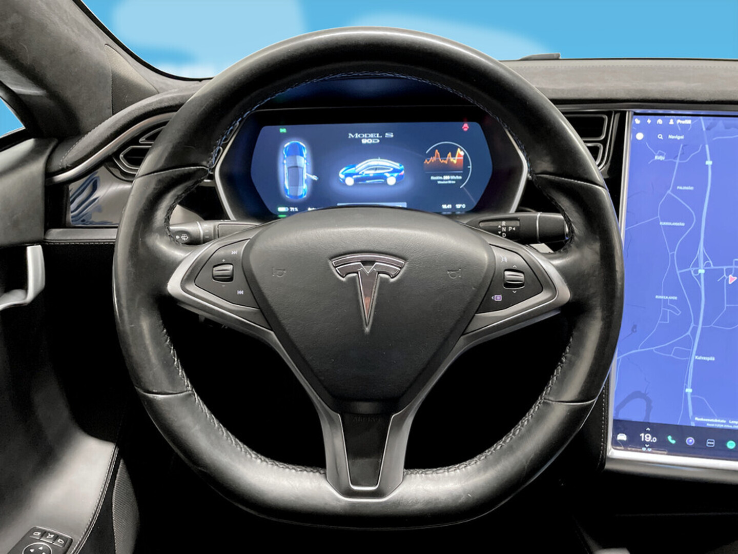TESLA Model S 2016