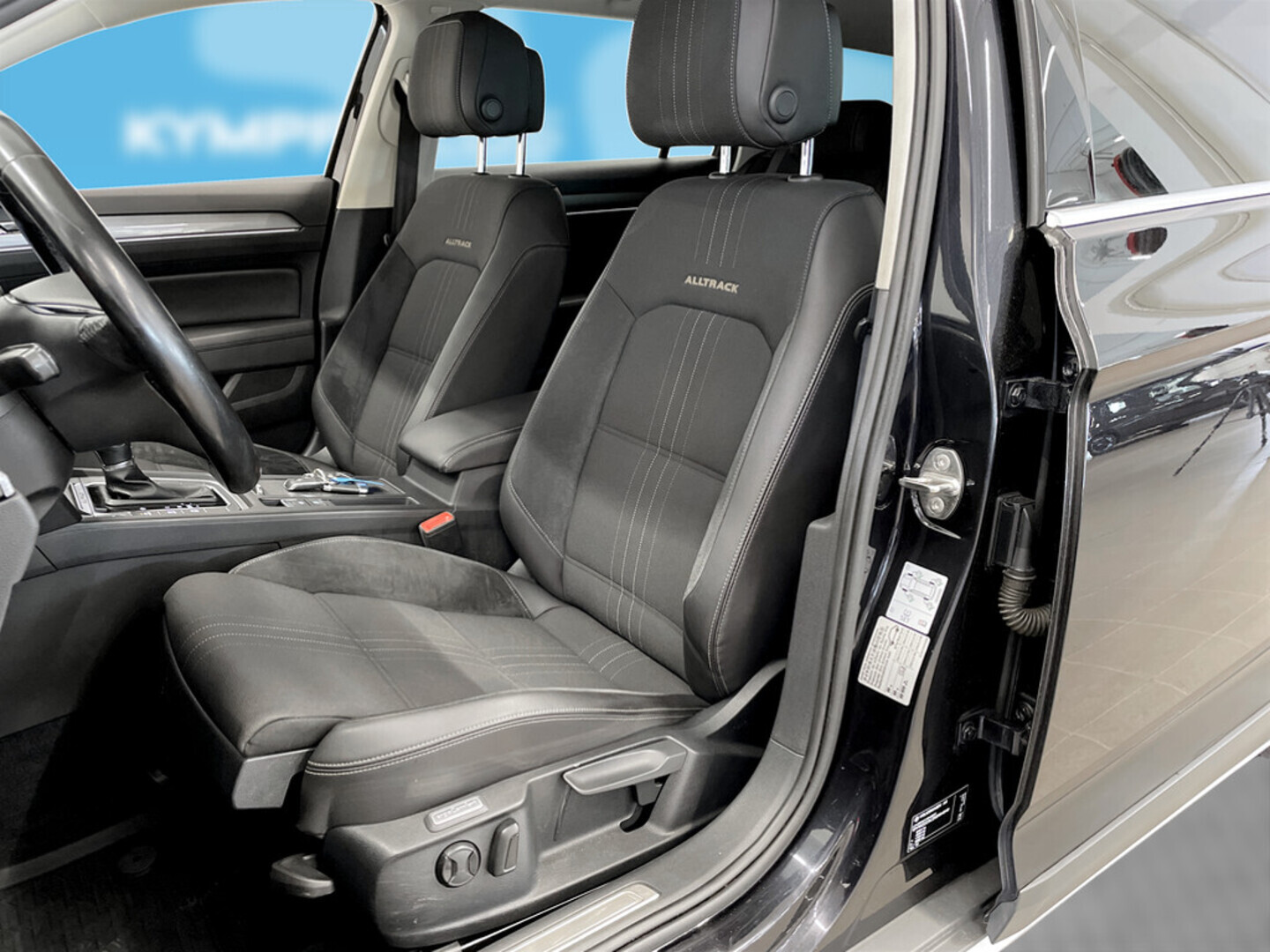 VOLKSWAGEN Passat 2017