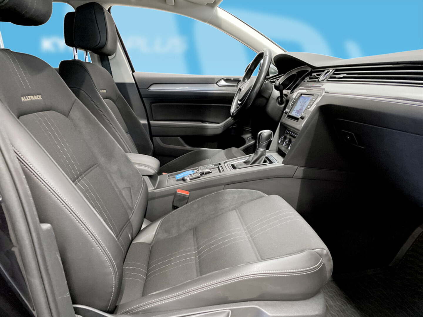 VOLKSWAGEN Passat 2017