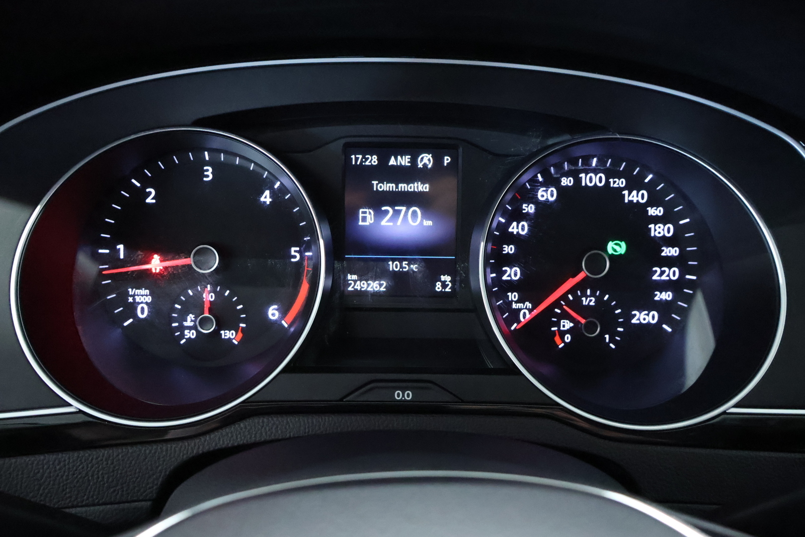 VOLKSWAGEN Passat 2017