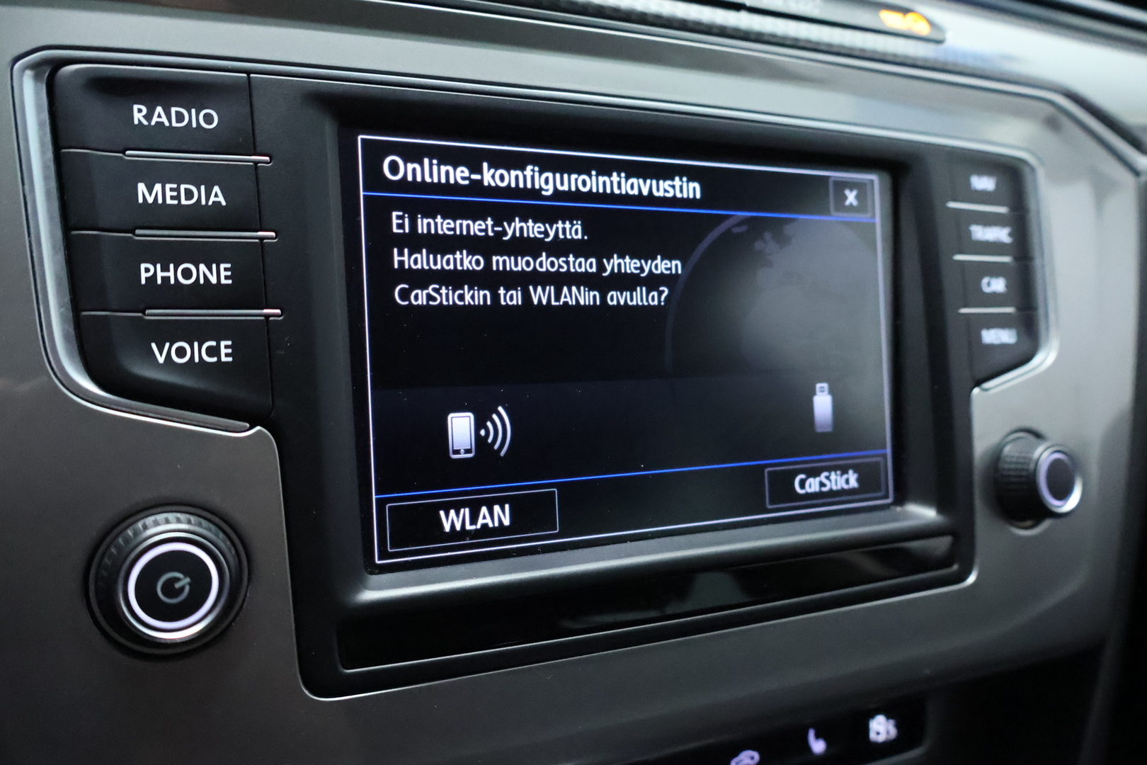 VOLKSWAGEN Passat 2017