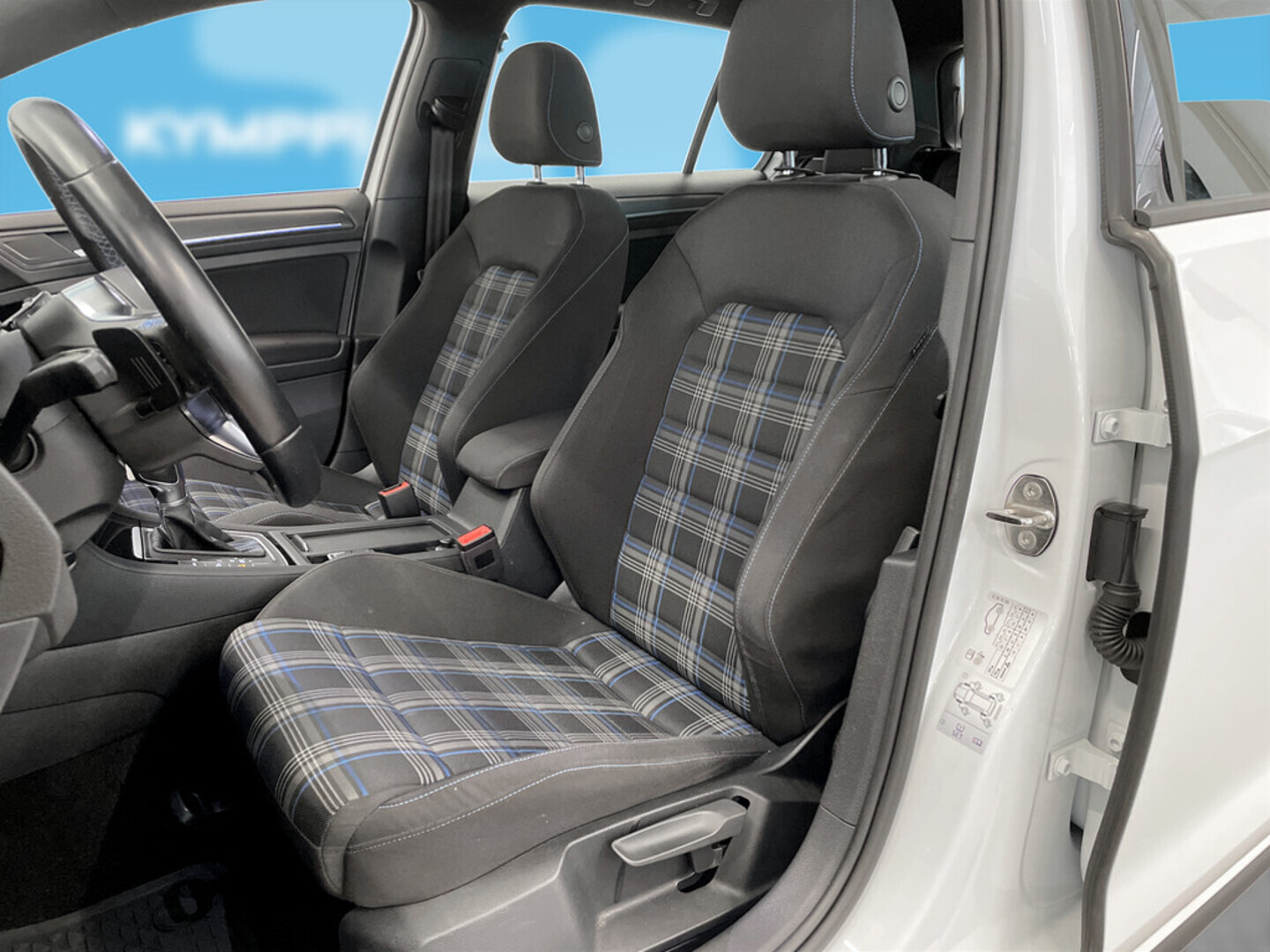 VOLKSWAGEN Golf 2019