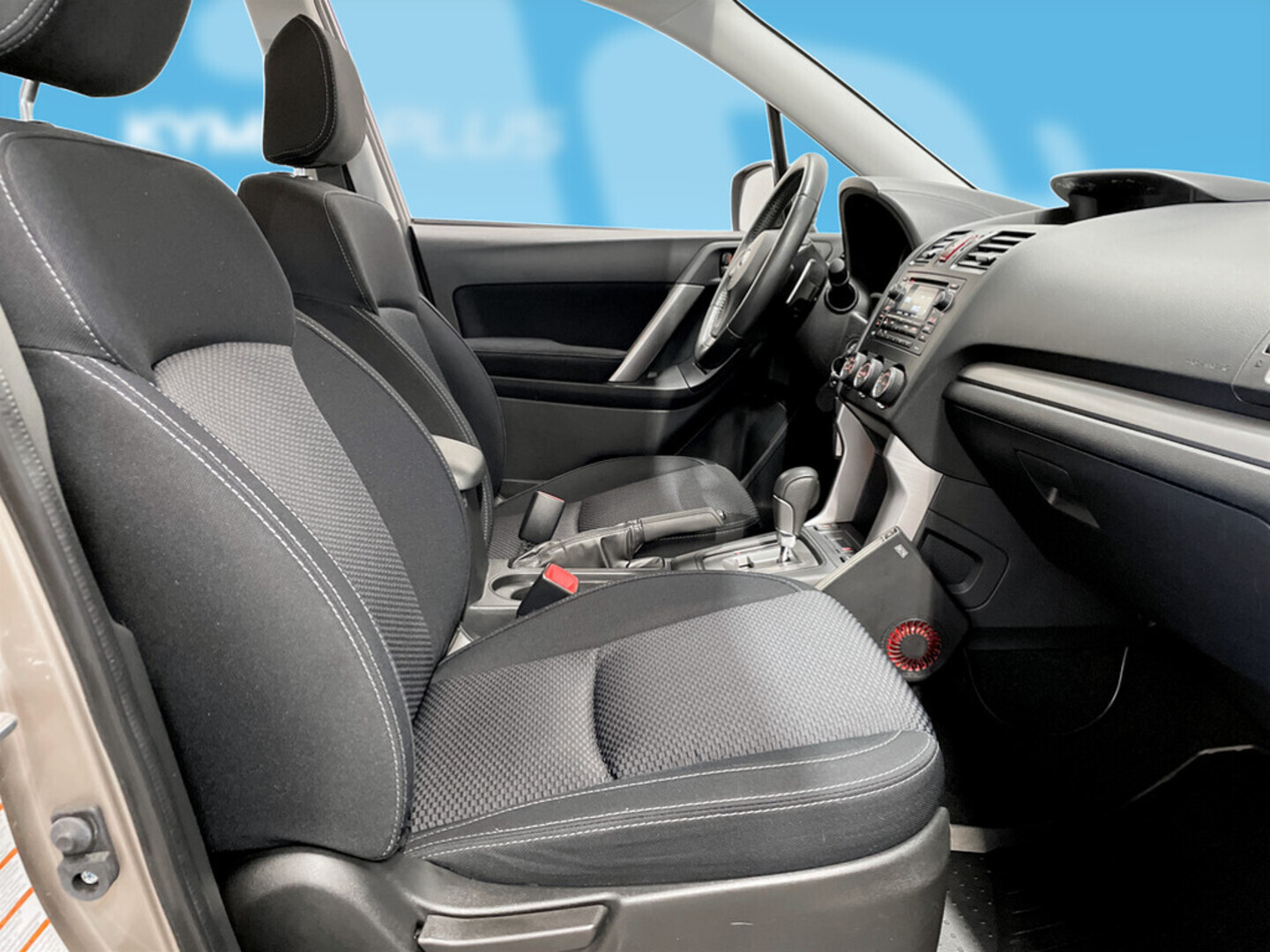 SUBARU Forester 2015