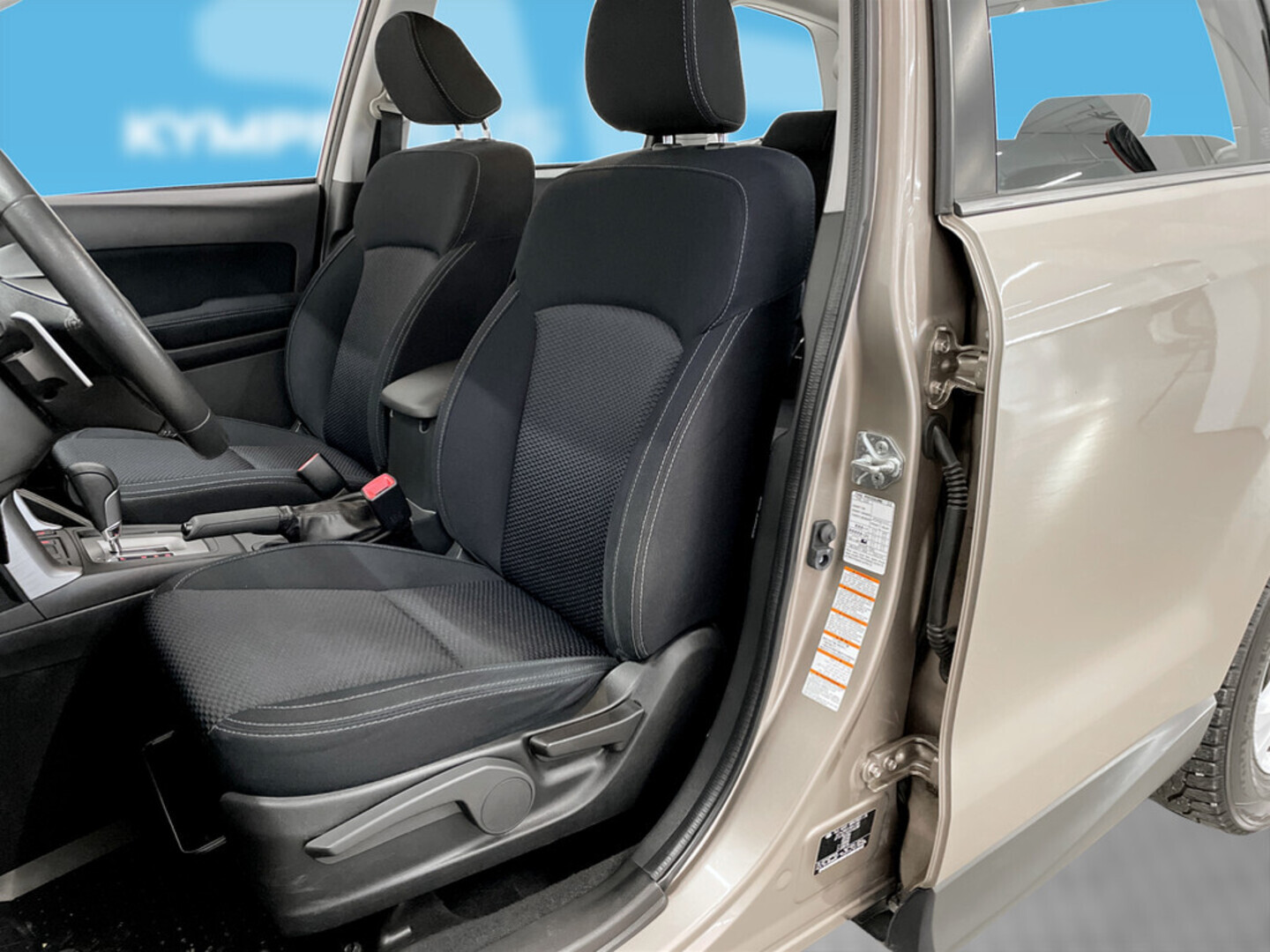 SUBARU Forester 2015