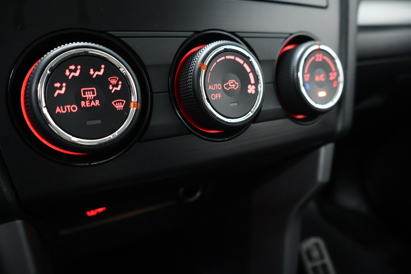 SUBARU Forester 2015