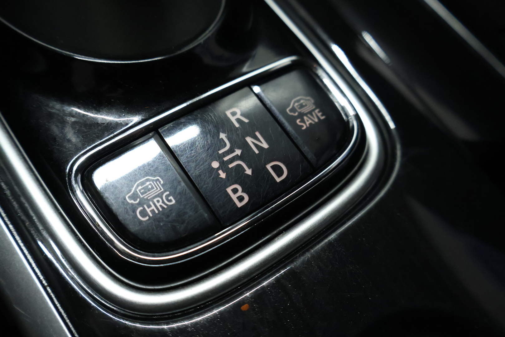 MITSUBISHI Outlander PHEV 2016