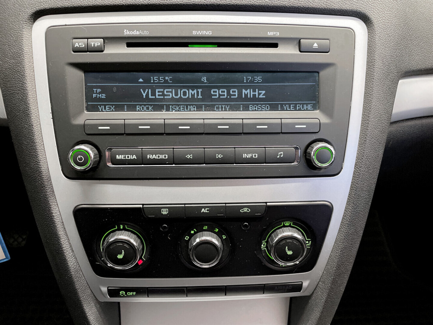 SKODA Octavia 2011