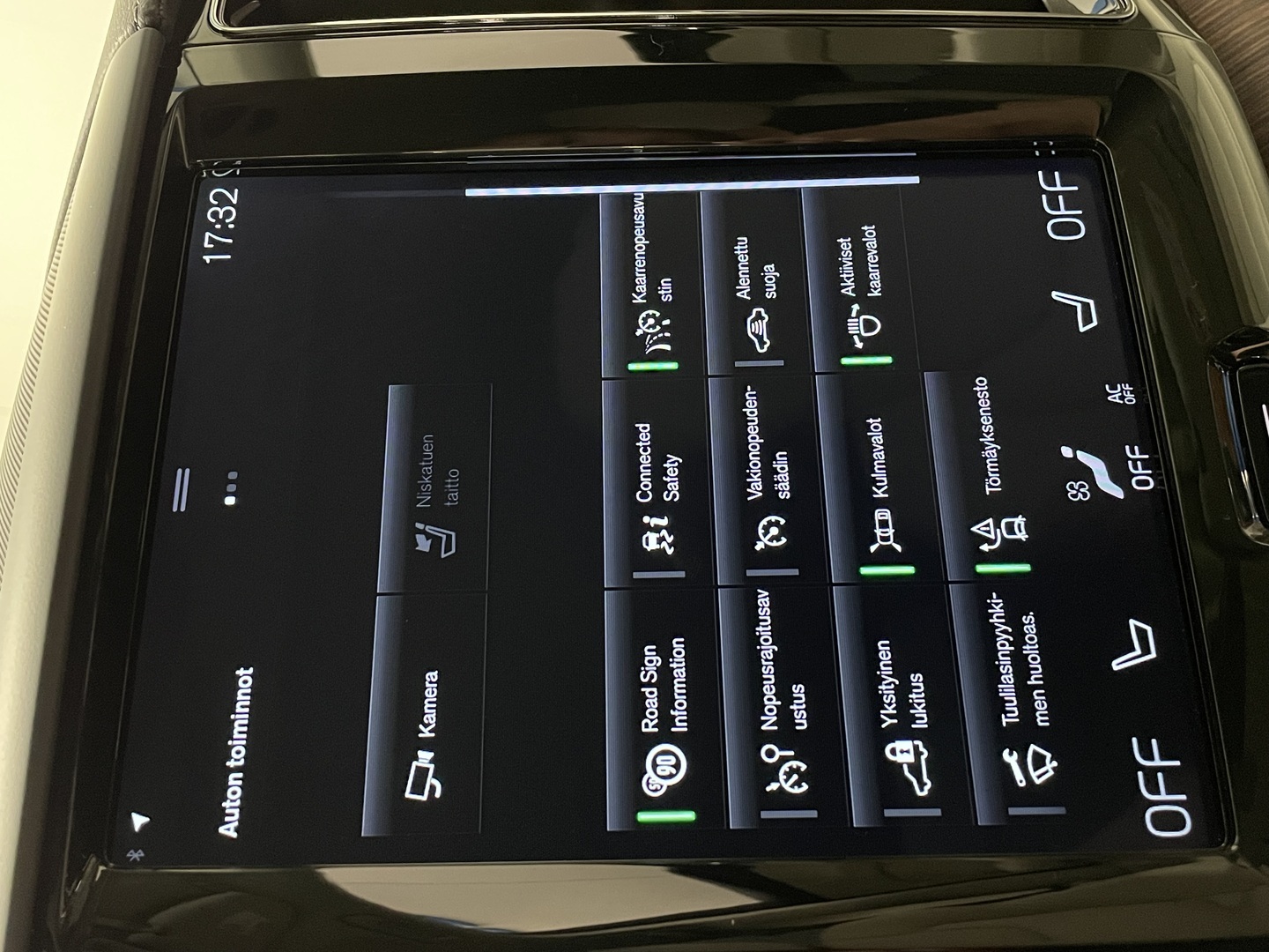 VOLVO XC60 2020