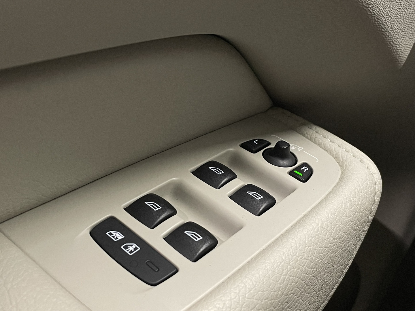 VOLVO XC60 2020