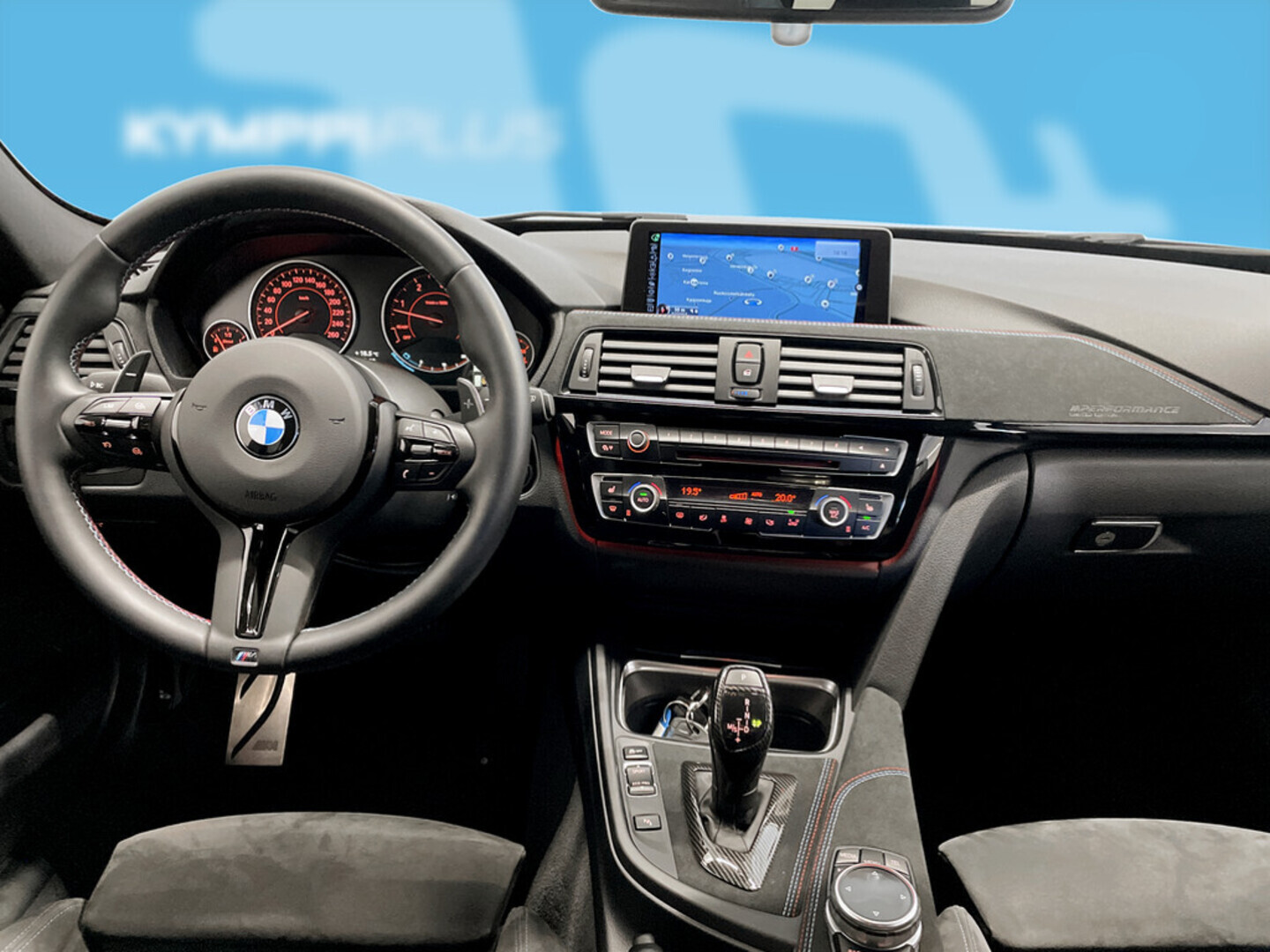 BMW 330 2014