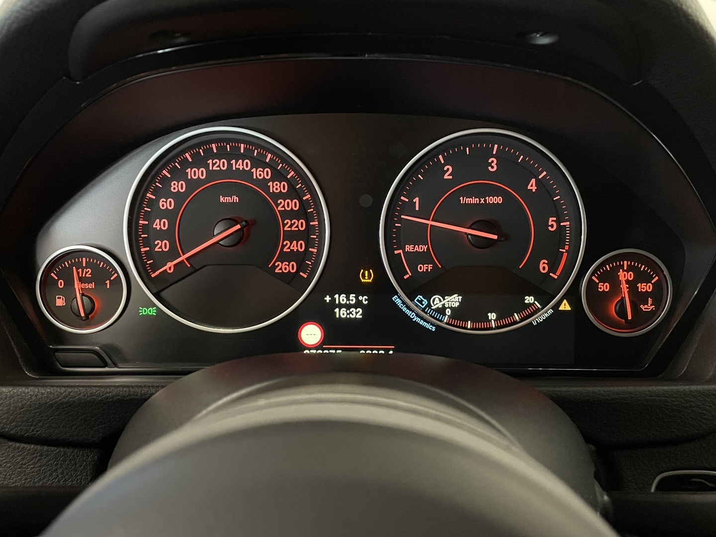 BMW 330 2014