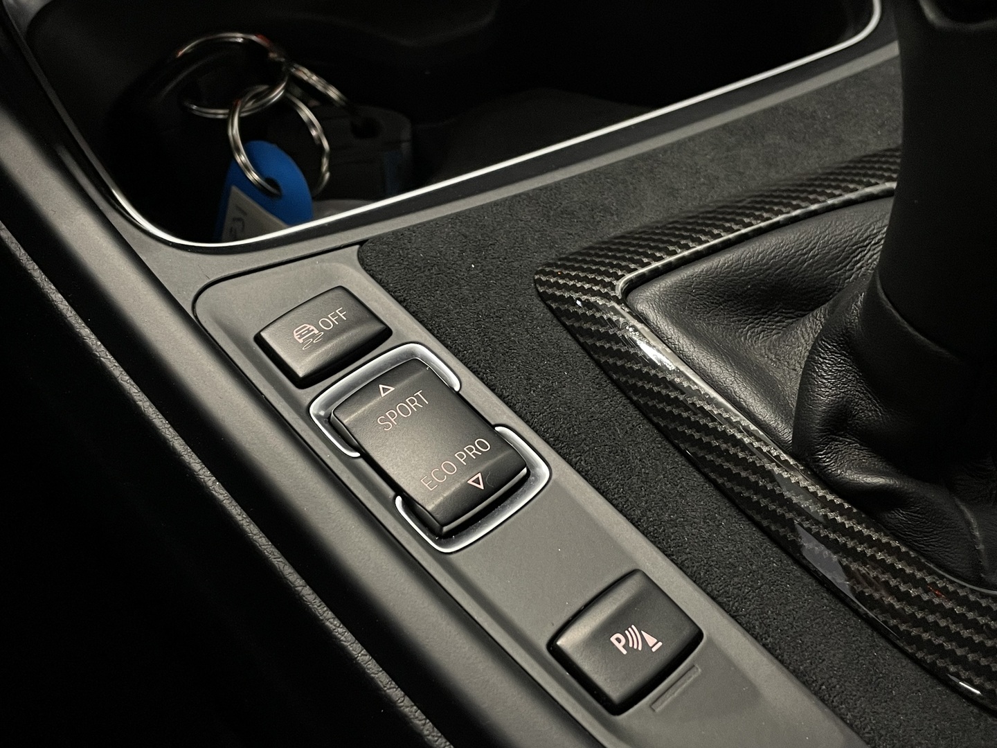 BMW 330 2014