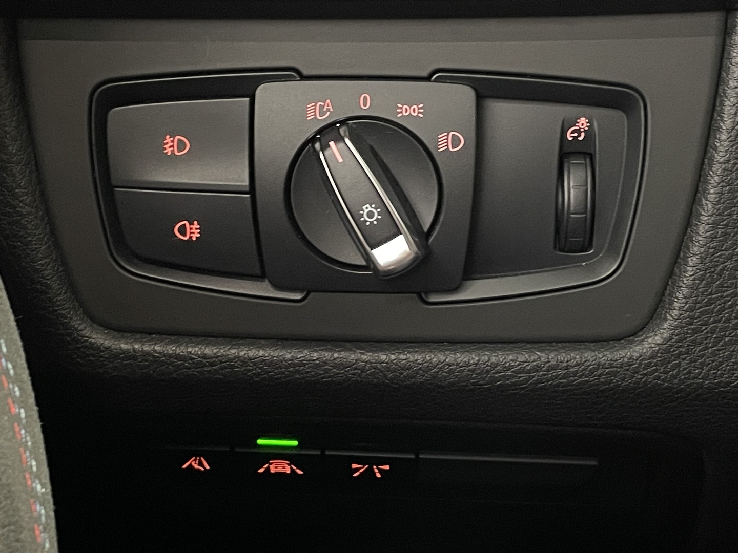 BMW 330 2014