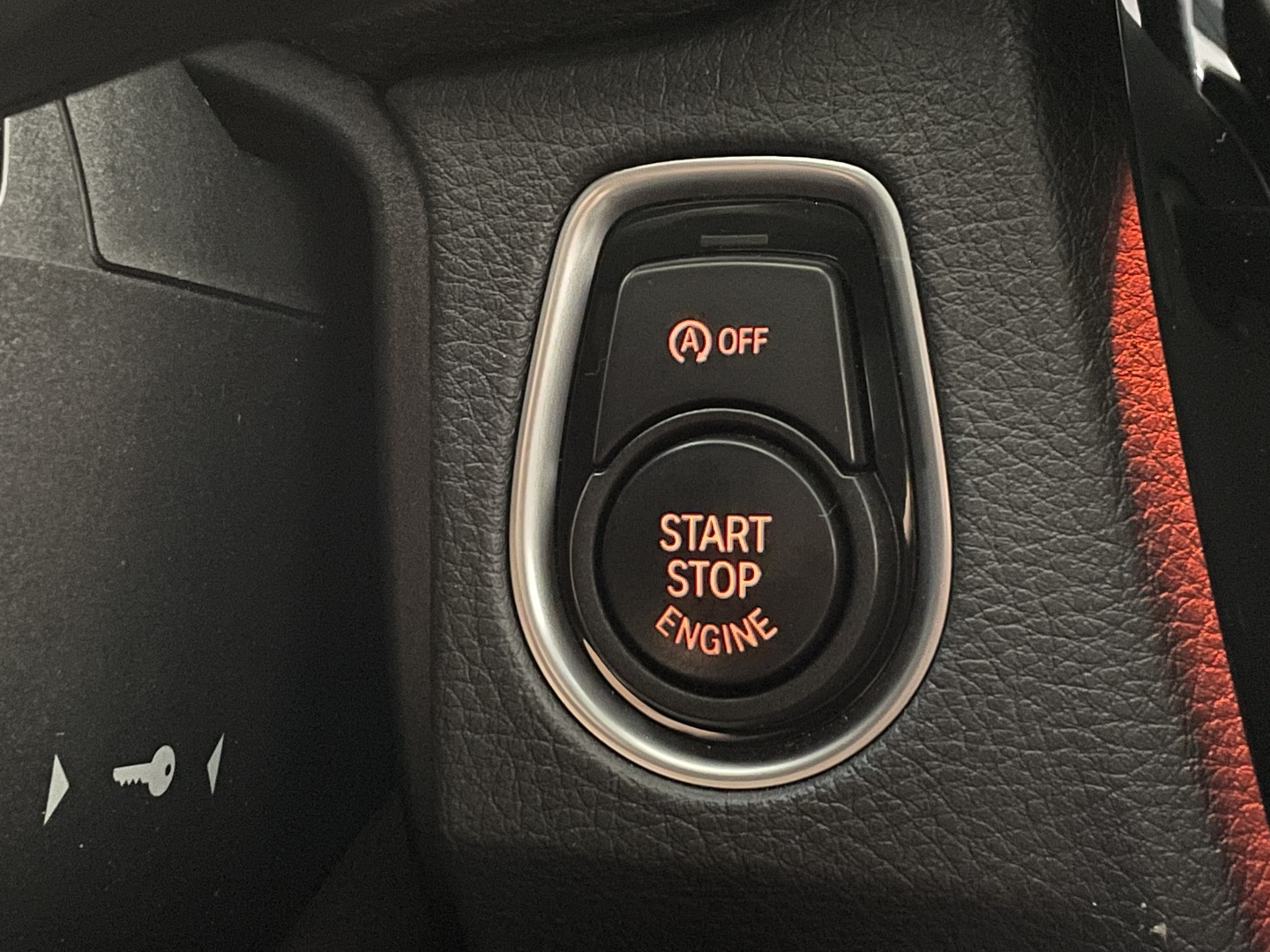 BMW 330 2014