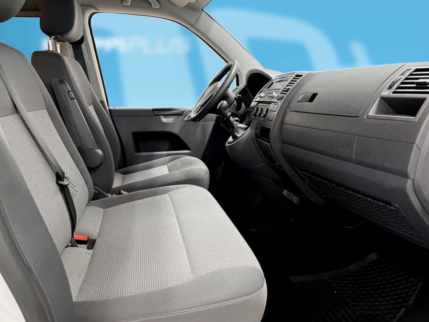 VOLKSWAGEN Caravelle 2014