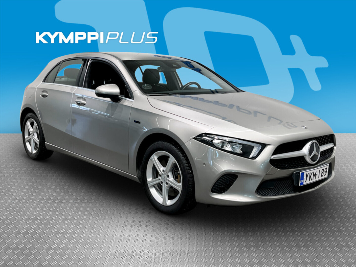 MERCEDES-BENZ A 2020