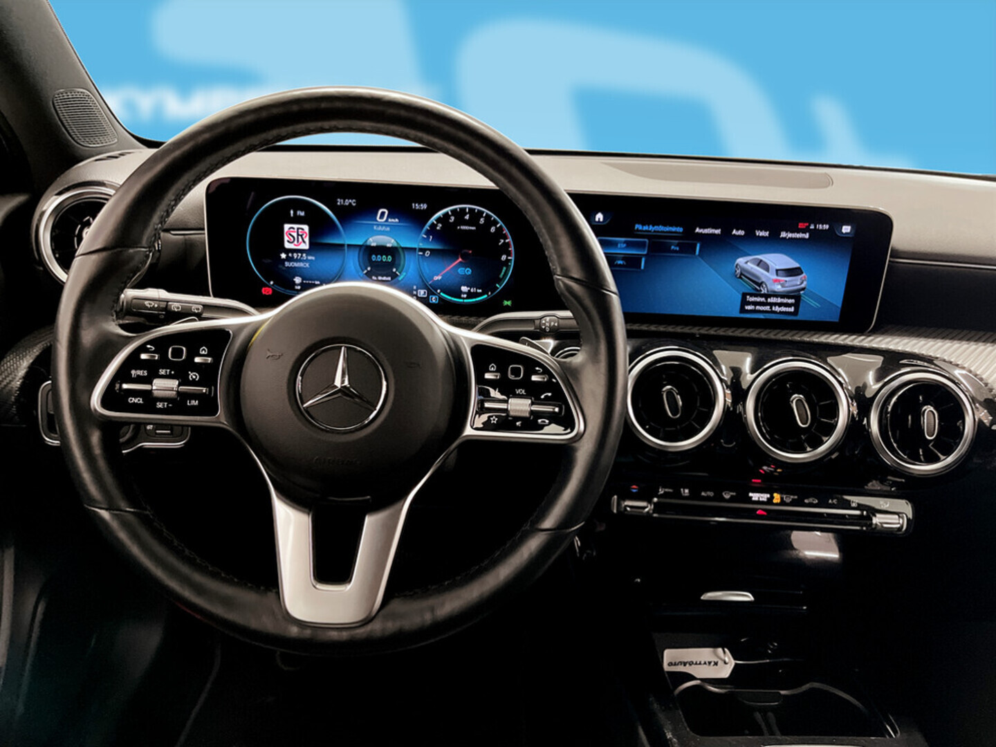 MERCEDES-BENZ A 2020