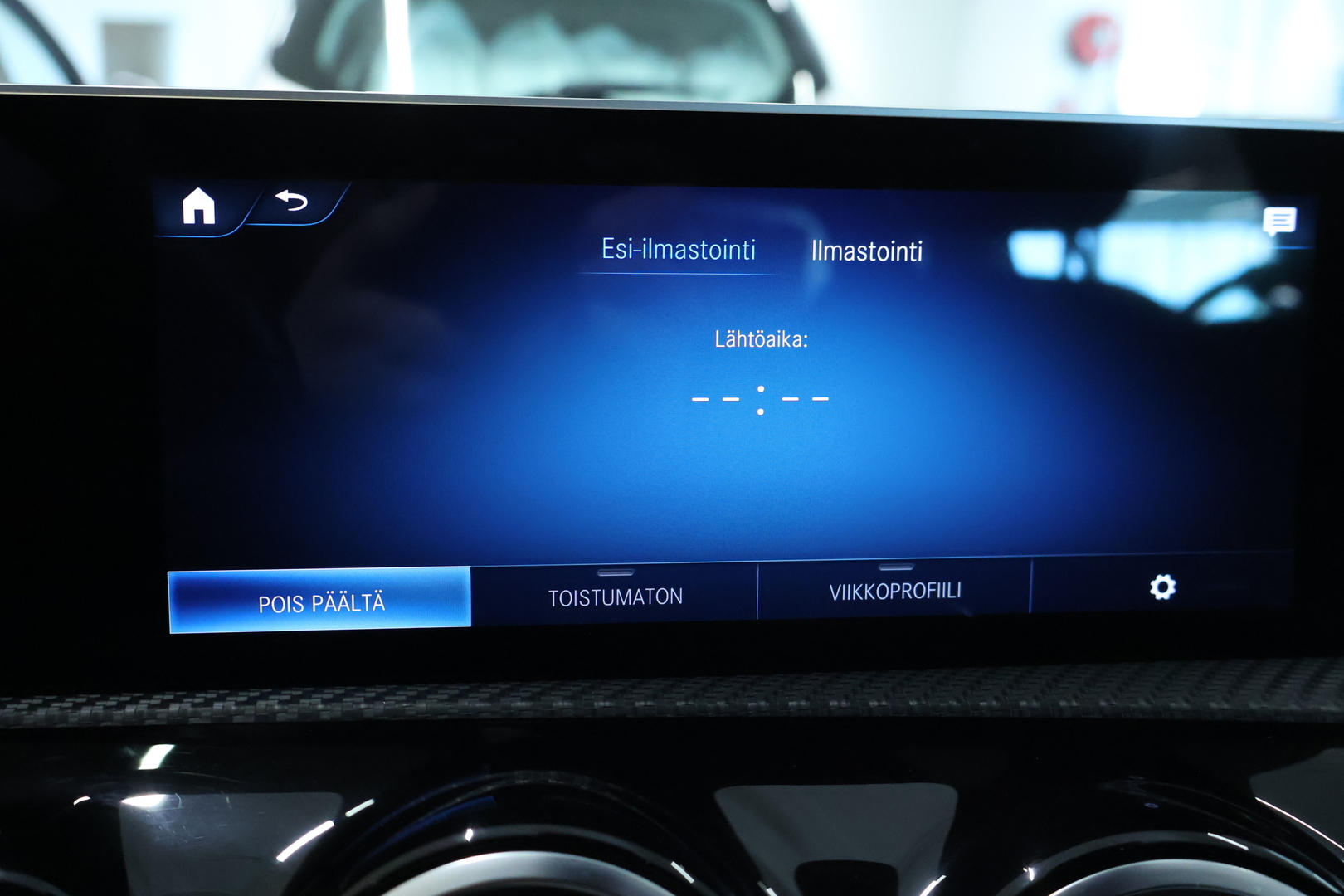 MERCEDES-BENZ A 2020