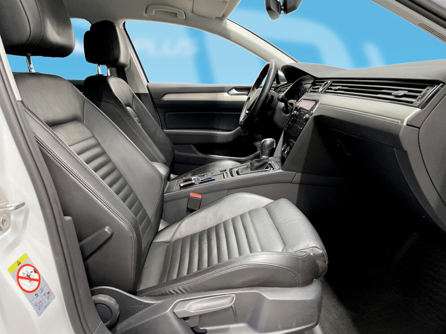 VOLKSWAGEN Passat 2018