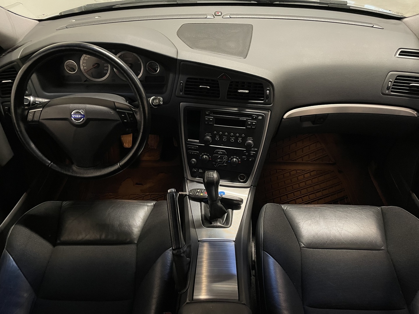VOLVO V70 2007