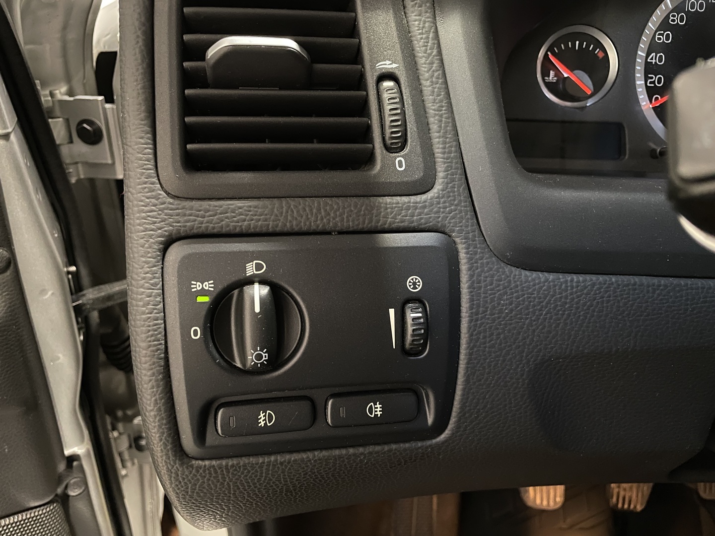 VOLVO V70 2007
