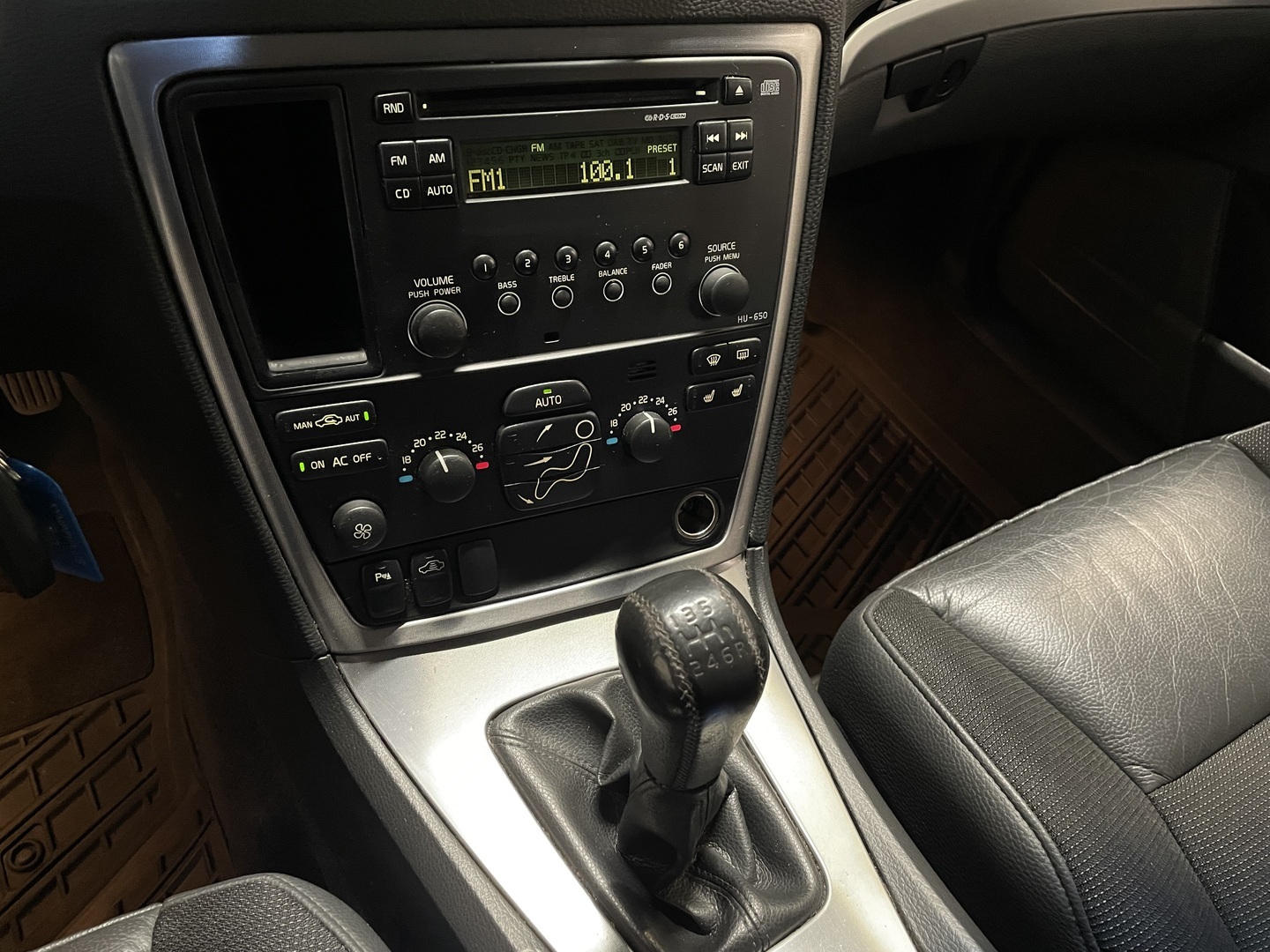 VOLVO V70 2007