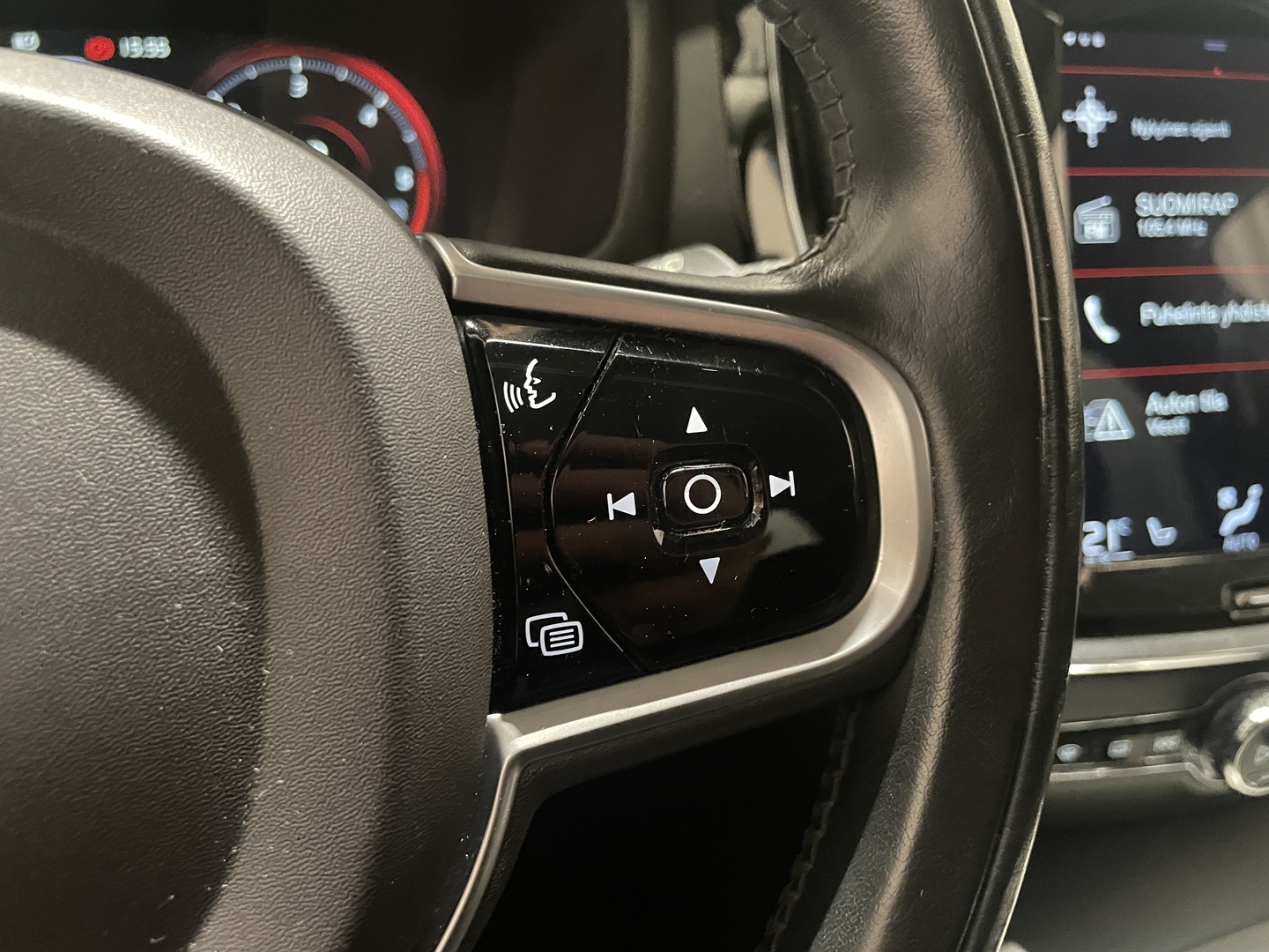 VOLVO V60 2019