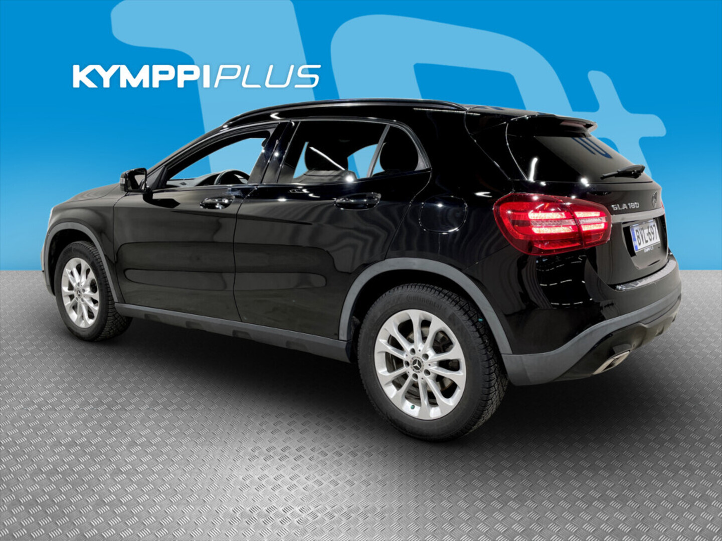 MERCEDES-BENZ GLA 2018