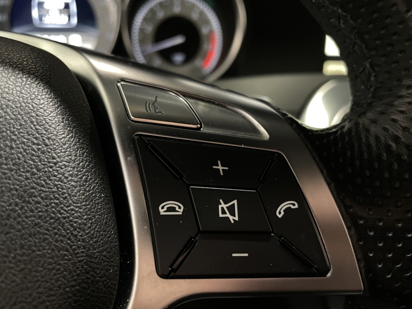 MERCEDES-BENZ C 2011