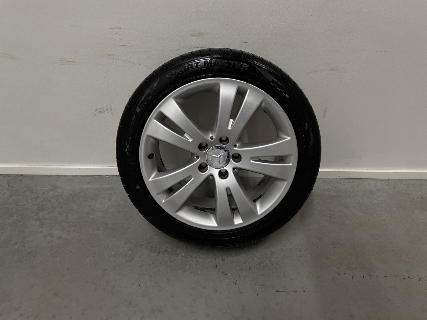 MERCEDES-BENZ C 2011