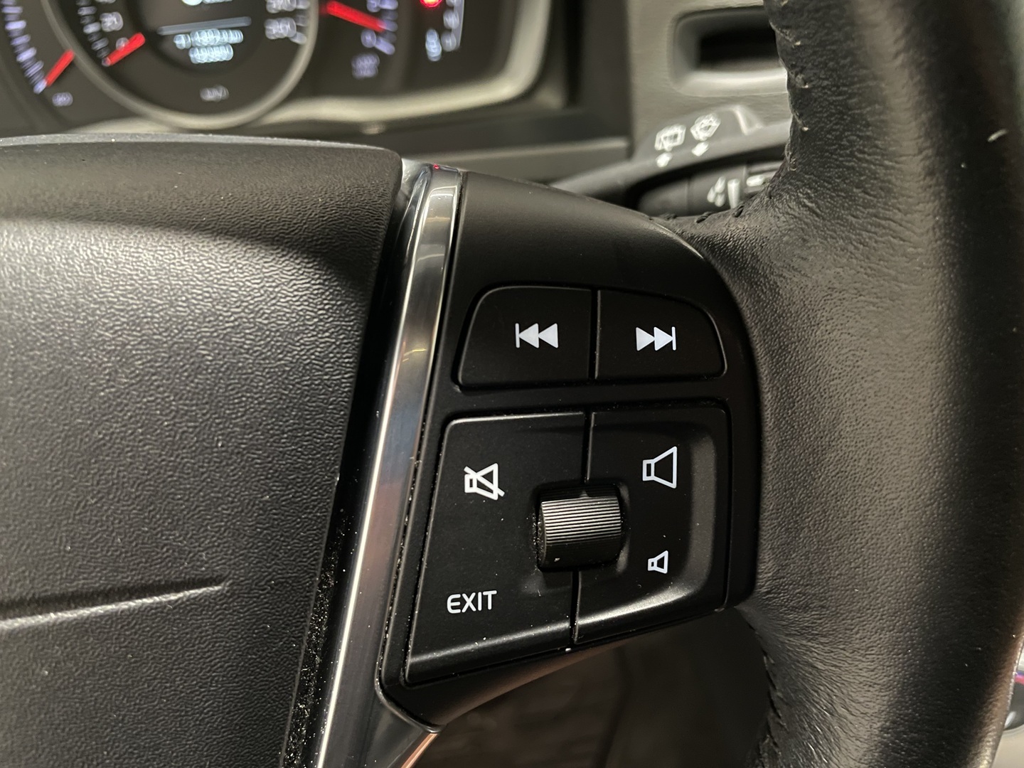 VOLVO V60 Cross Country 2016