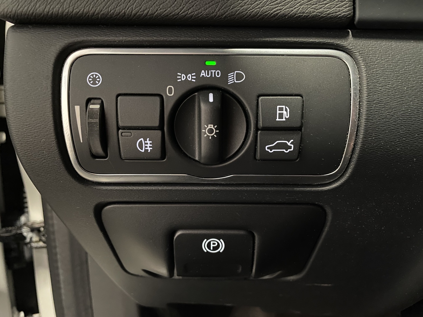 VOLVO V60 Cross Country 2016