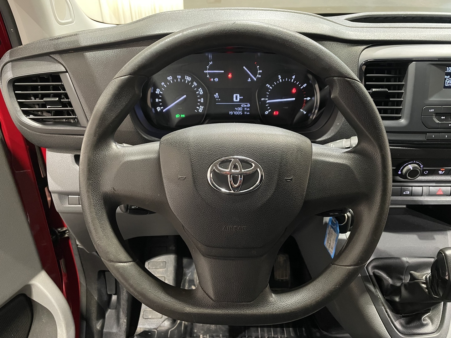 TOYOTA Proace 2017