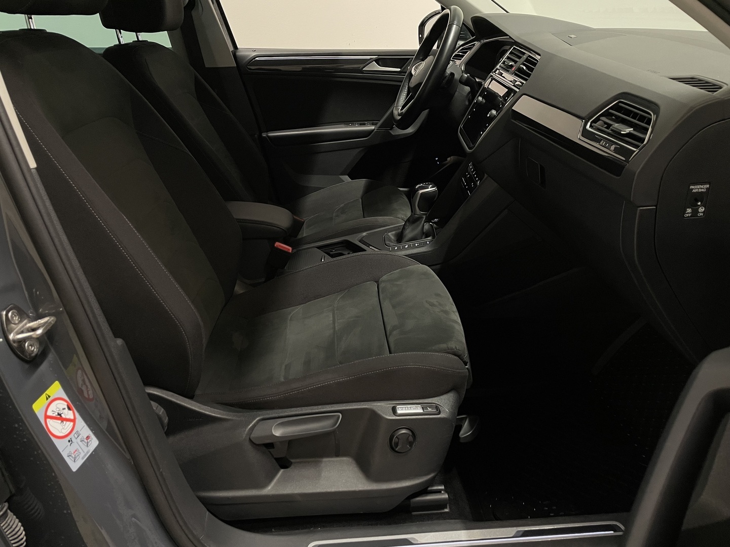 VOLKSWAGEN Tiguan 2021