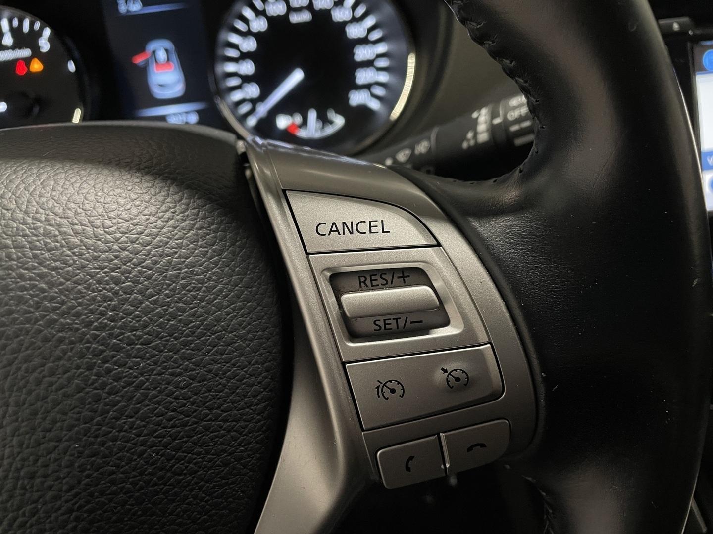 NISSAN Qashqai 2014