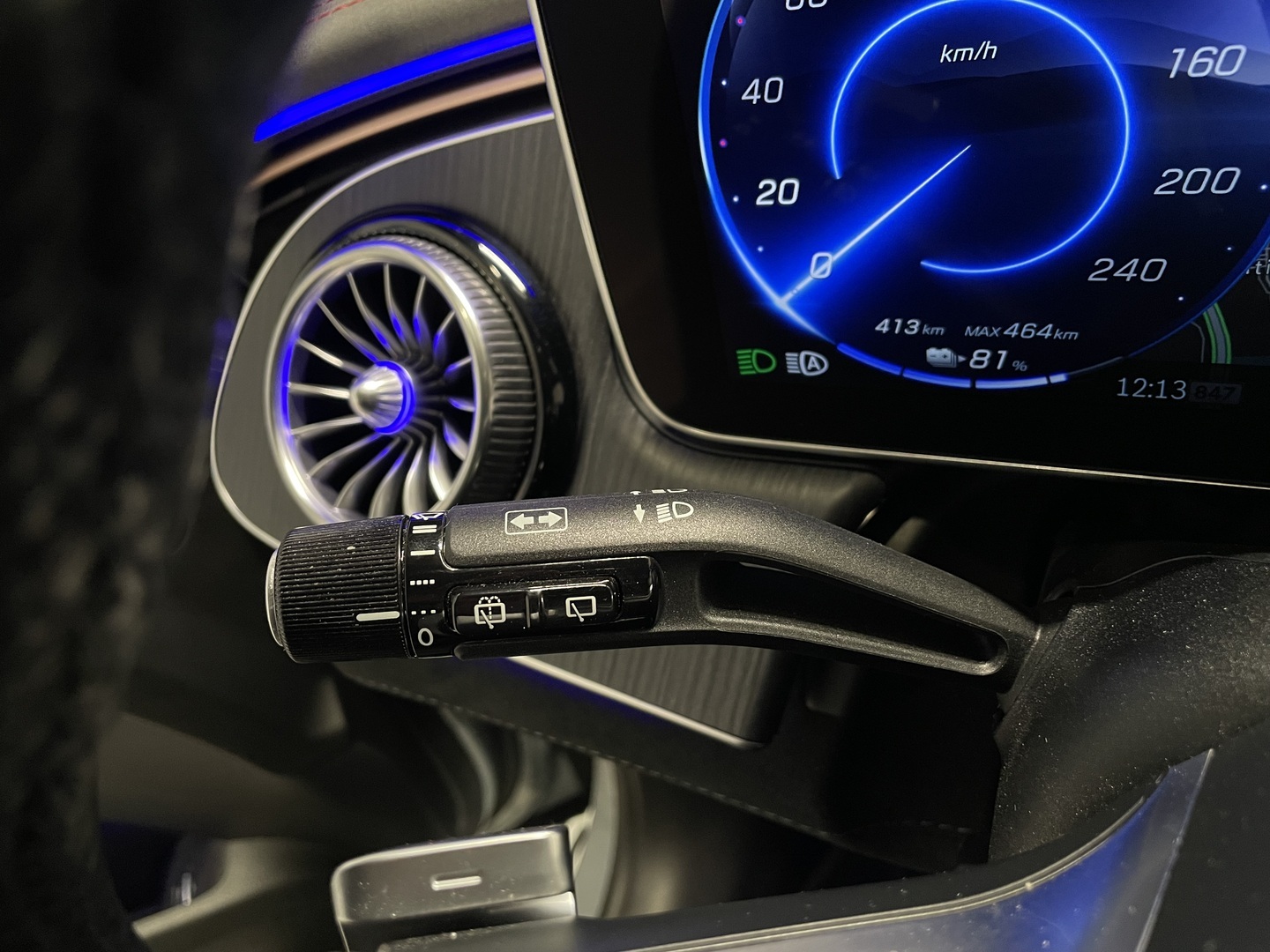 MERCEDES-BENZ EQE SUV 2023