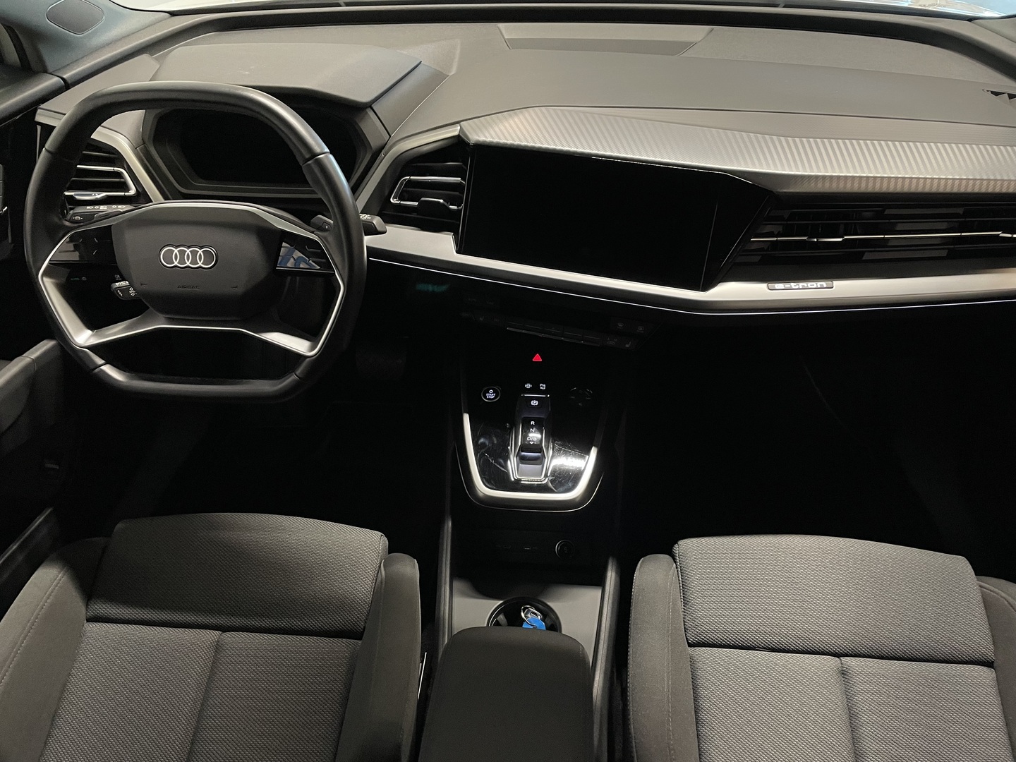 AUDI Q4 e-tron 2022