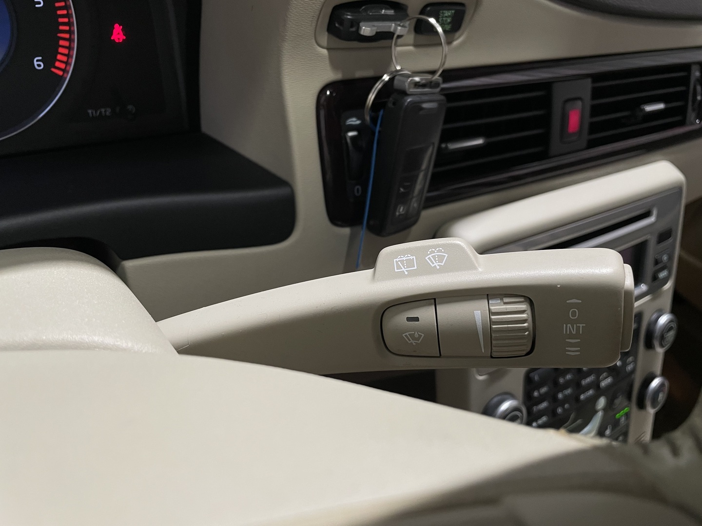 VOLVO XC70 2008