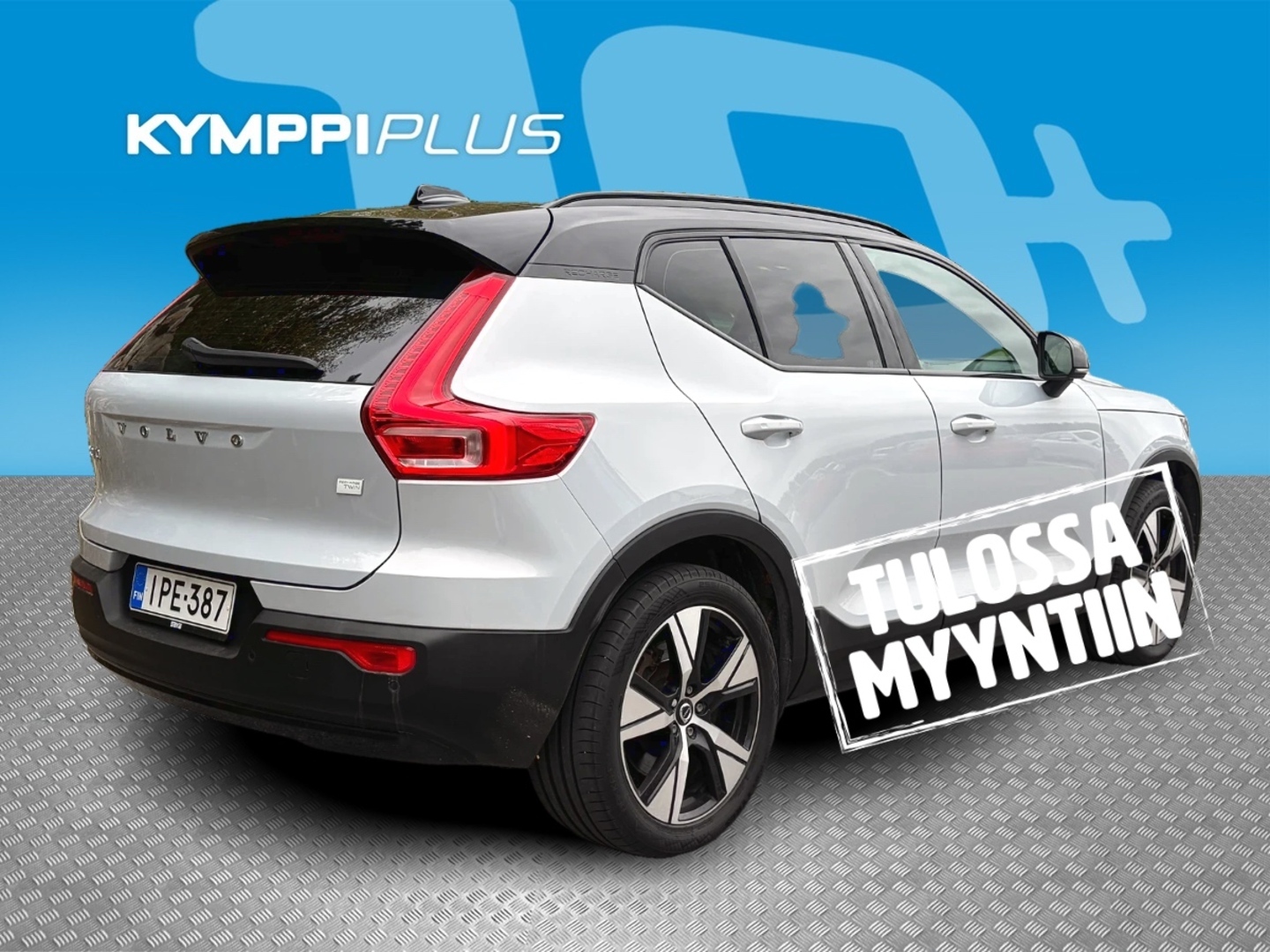 VOLVO XC40 2022