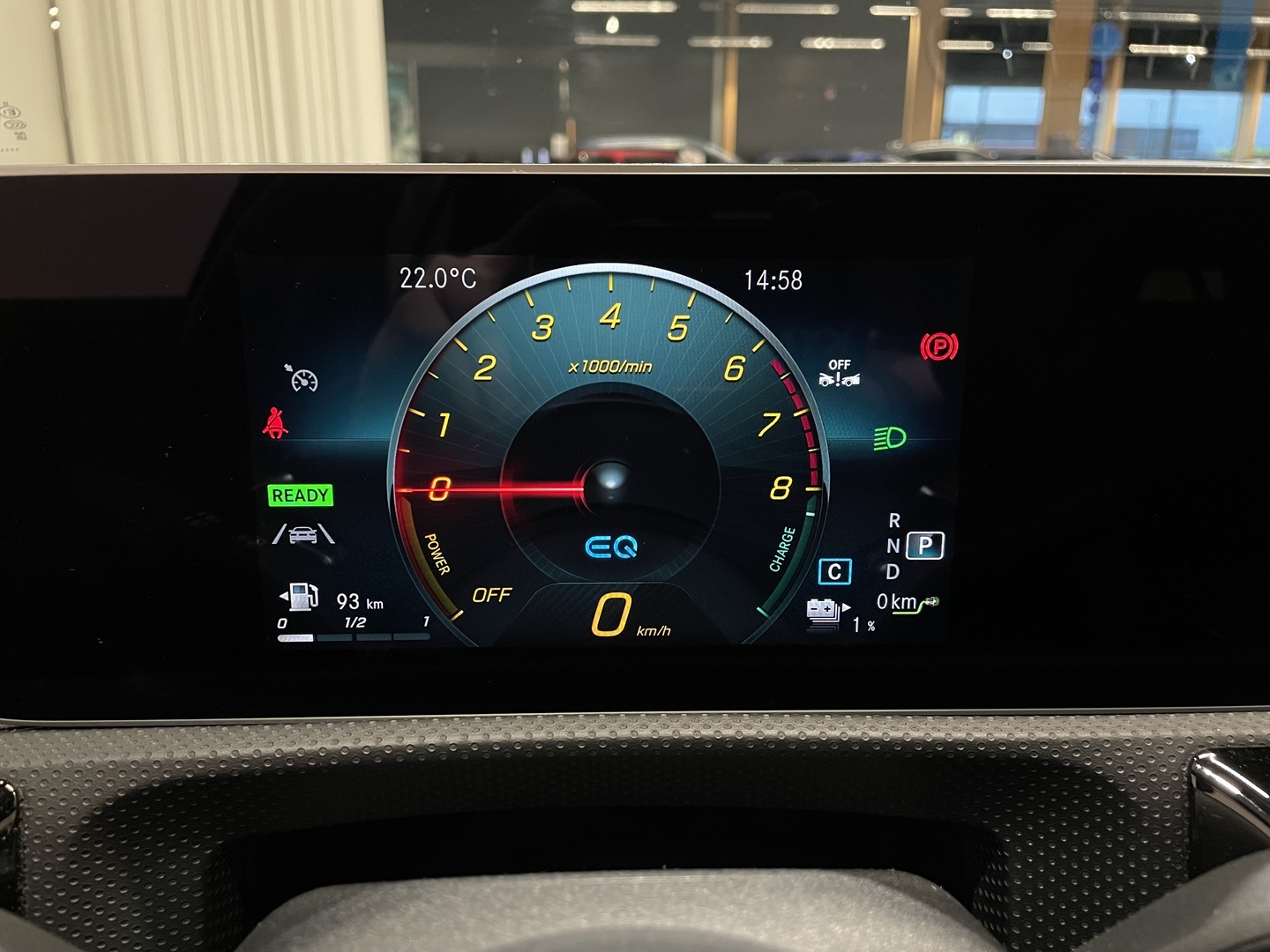 MERCEDES-BENZ A 2020