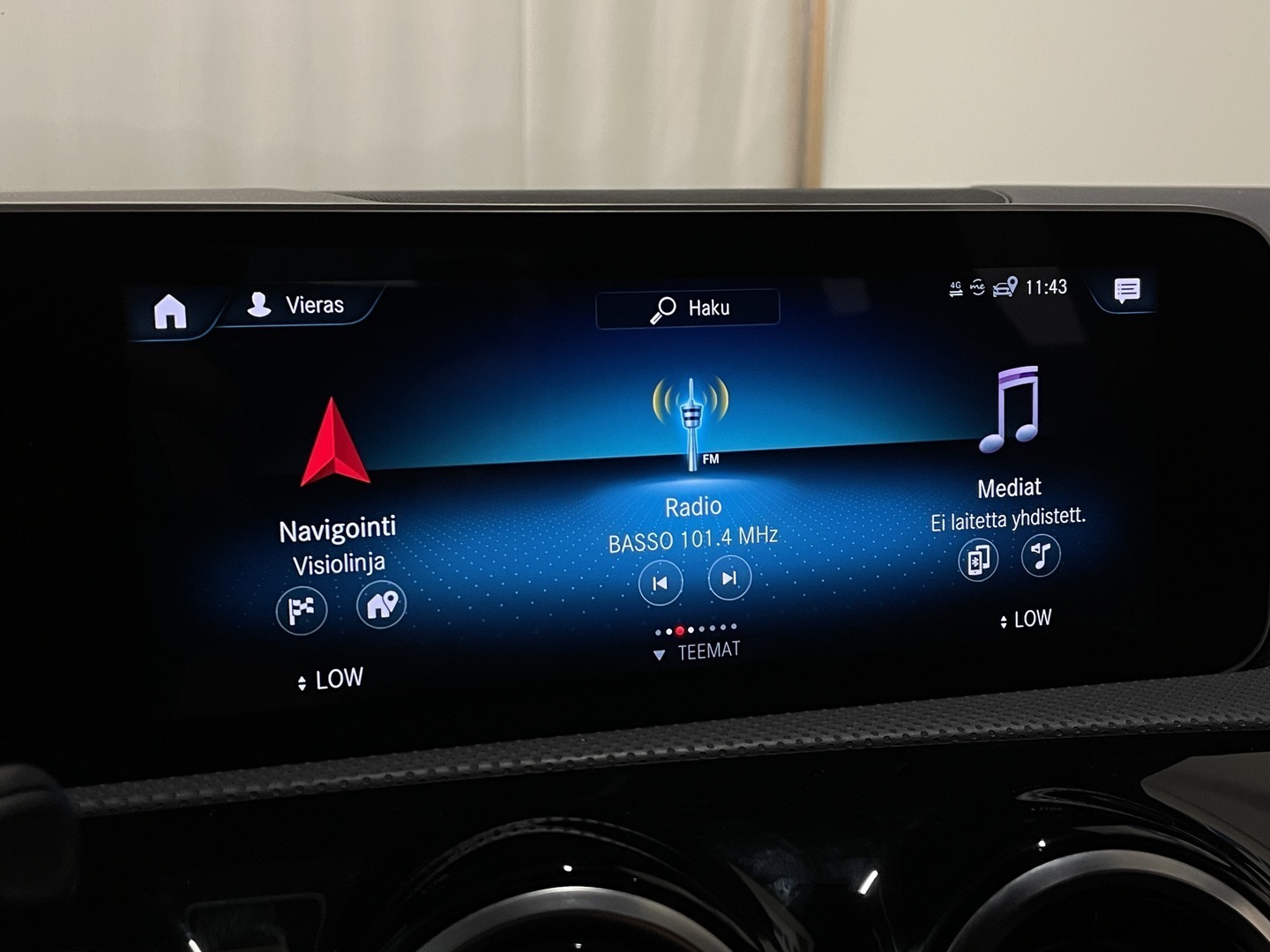 MERCEDES-BENZ A 2020