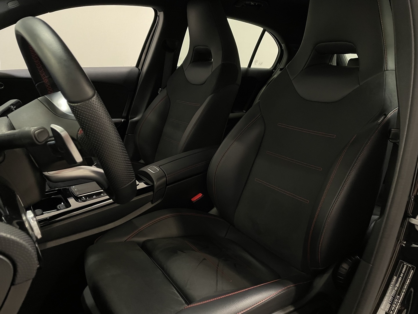 MERCEDES-BENZ A 2020