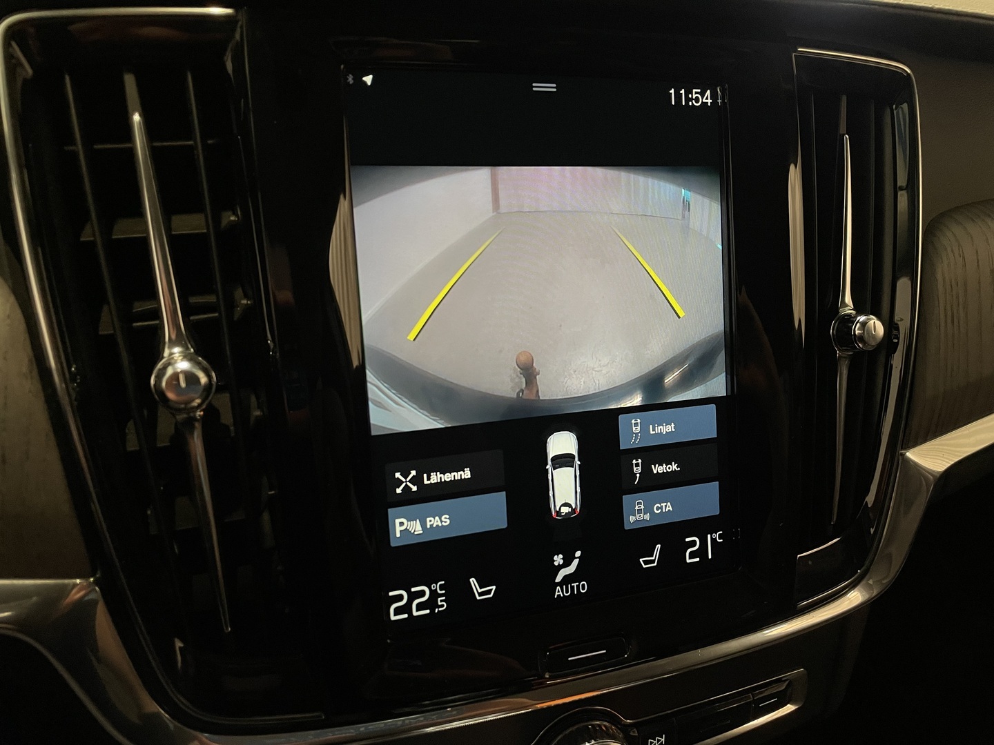 VOLVO V90 2021