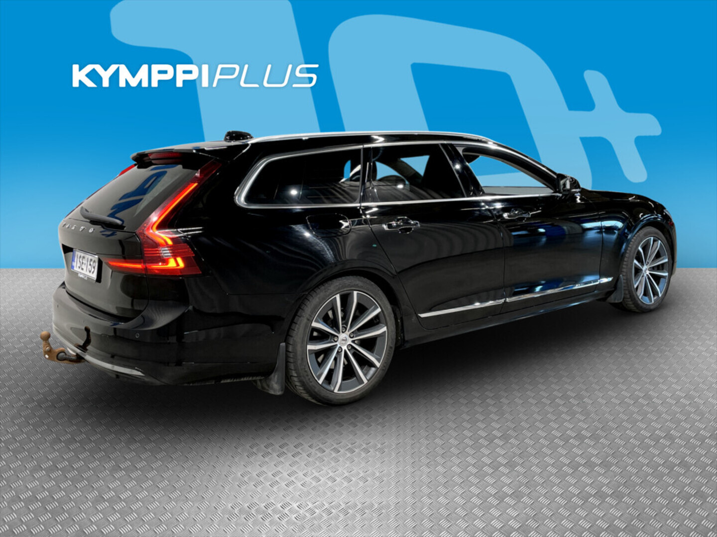 VOLVO V90 2021